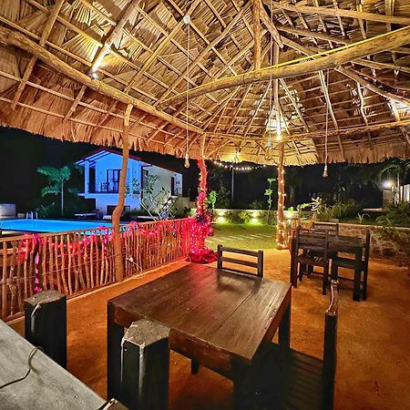Finch Tangalle Kültér fotó