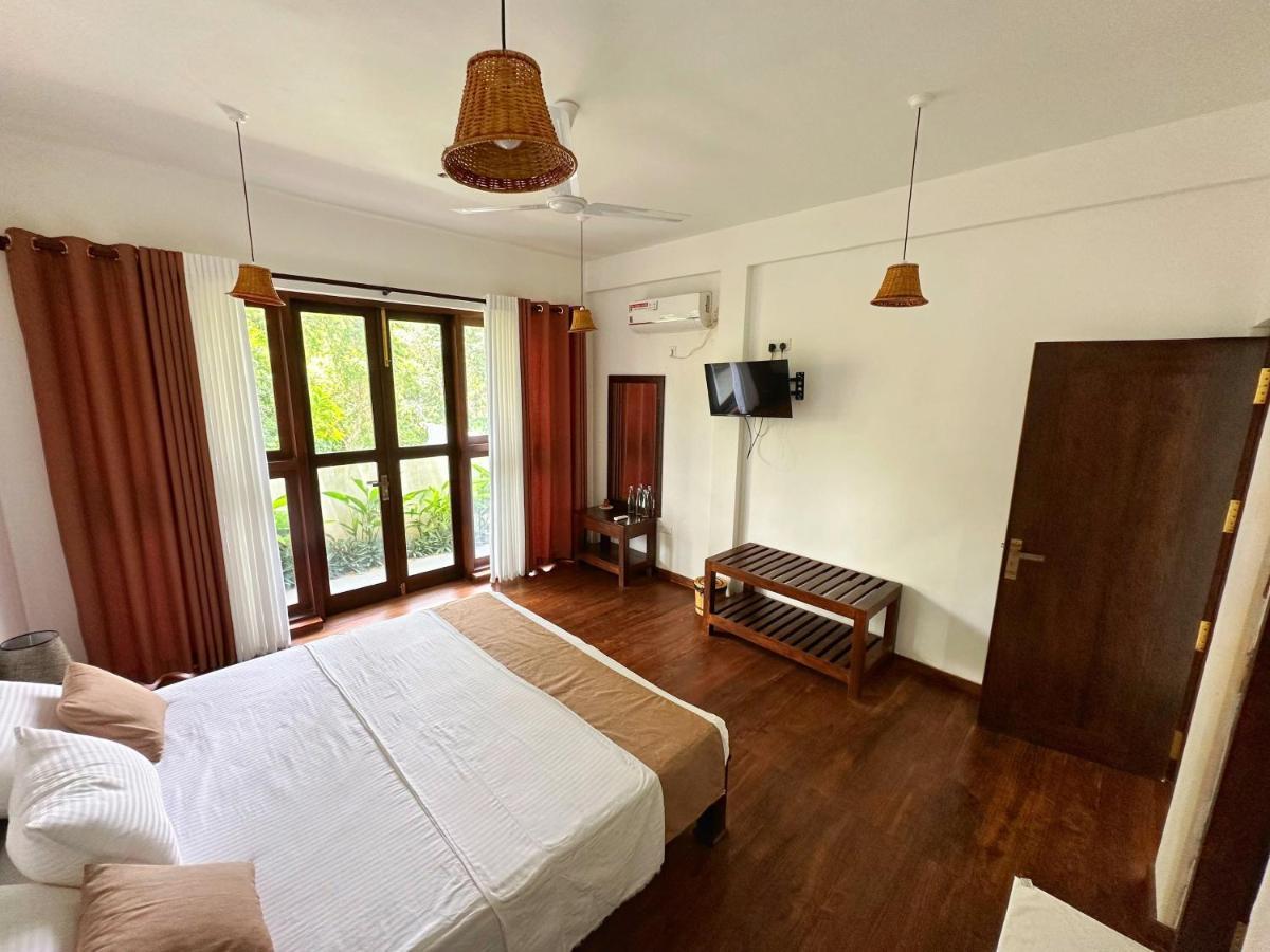 Finch Tangalle Kültér fotó
